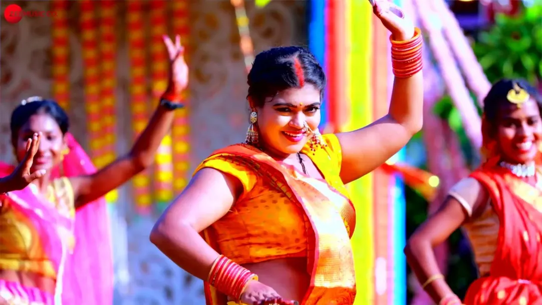 Maiya Ji K Hola Kaisan Pandal - Full Video | Nisha Dubey, Rahul Saini & Shankar Singh 