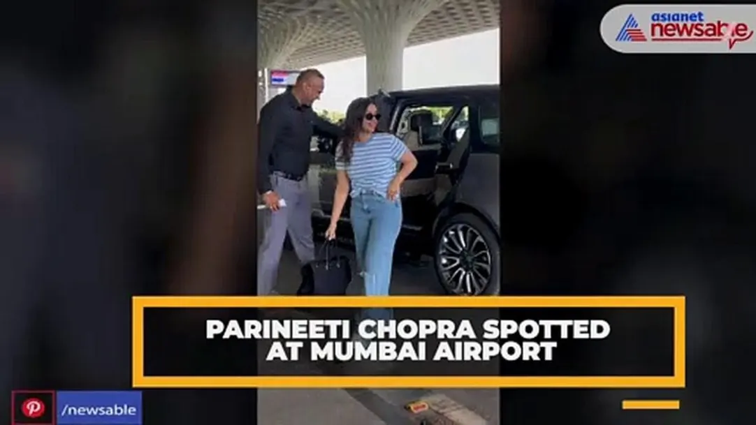 Parineeti Chopra spotted at Mumbai airport 