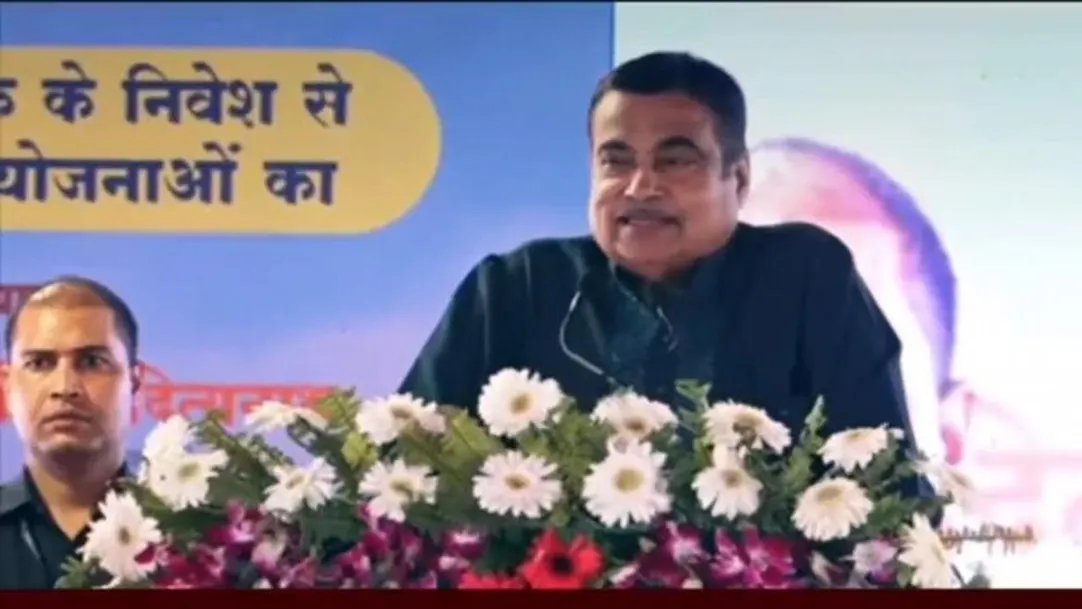 Nitin Gadkari compared Yogi Adityanath with Lord Krishna 