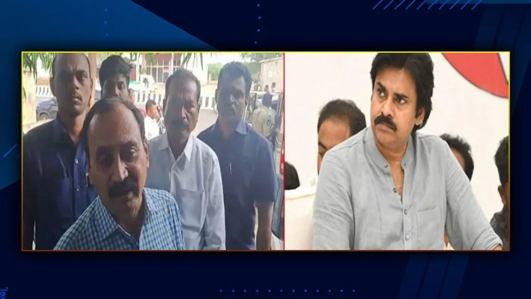 Pawan Kalyan can never fit into  politics comments YCP leader 