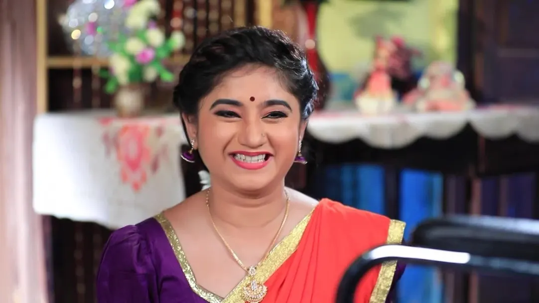 Belli feels happy looking at the drop of tear from Harini's eyes! - Yaare Nee Mohini Highlights 