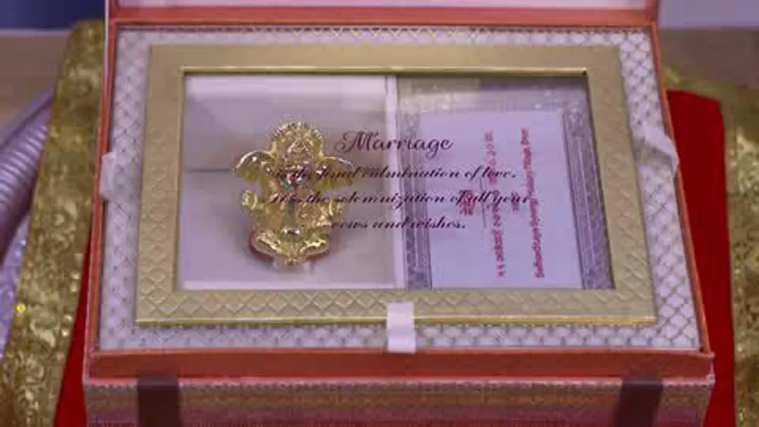 Isha and Vikrant's wedding invitation - Before TV exclusive 