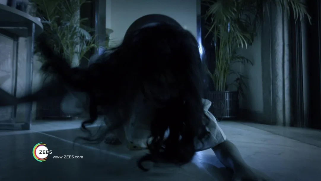 Ghost in the Car - Laal Ishq Promo
