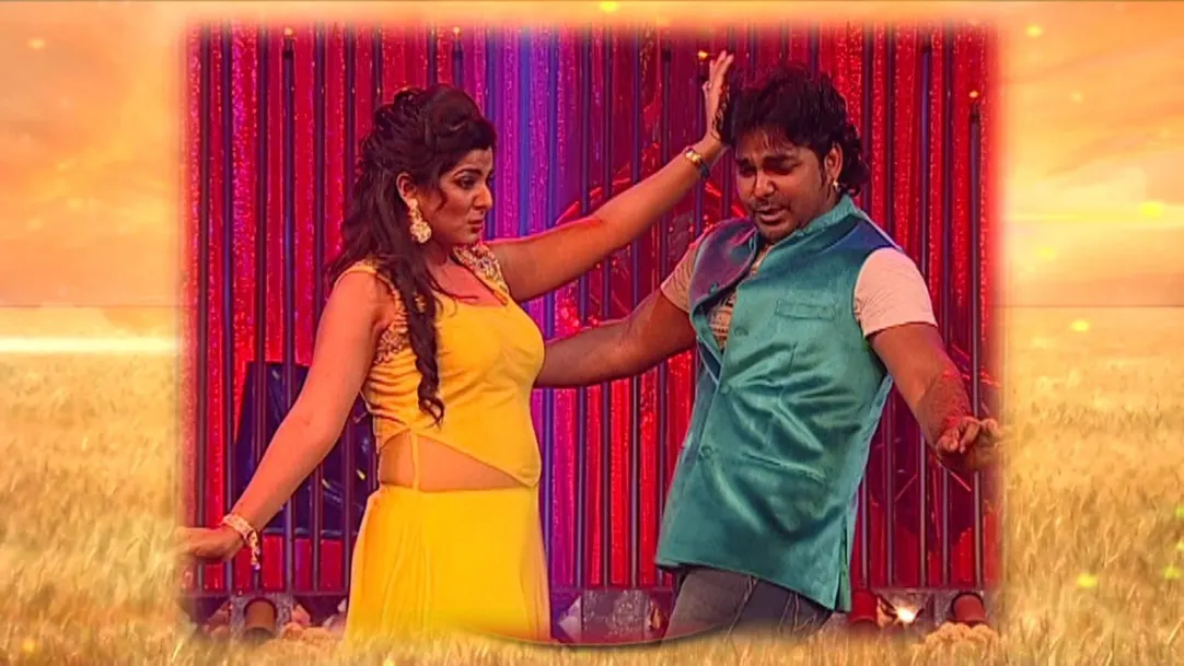 Pawan singh and Smriti Sinha's Performance - Basant Utsav 2019 