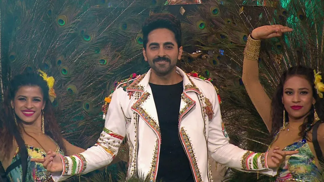 Ayushmann's 'Extraordinary' Performance - Zee Cine Awards 2019 