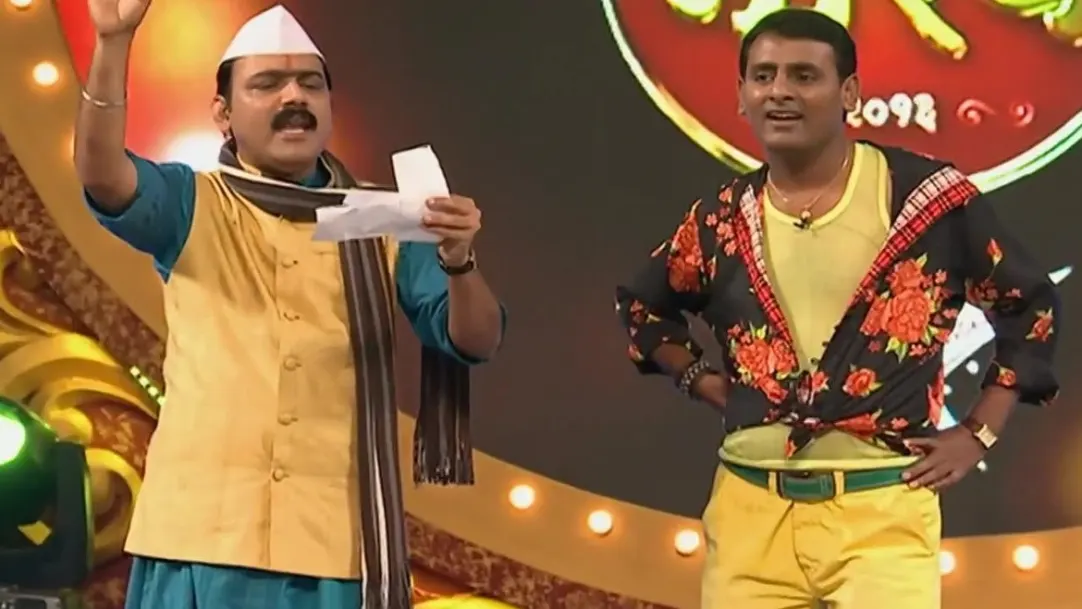 Makarand Anaspure and Sagar Karande's funny act 