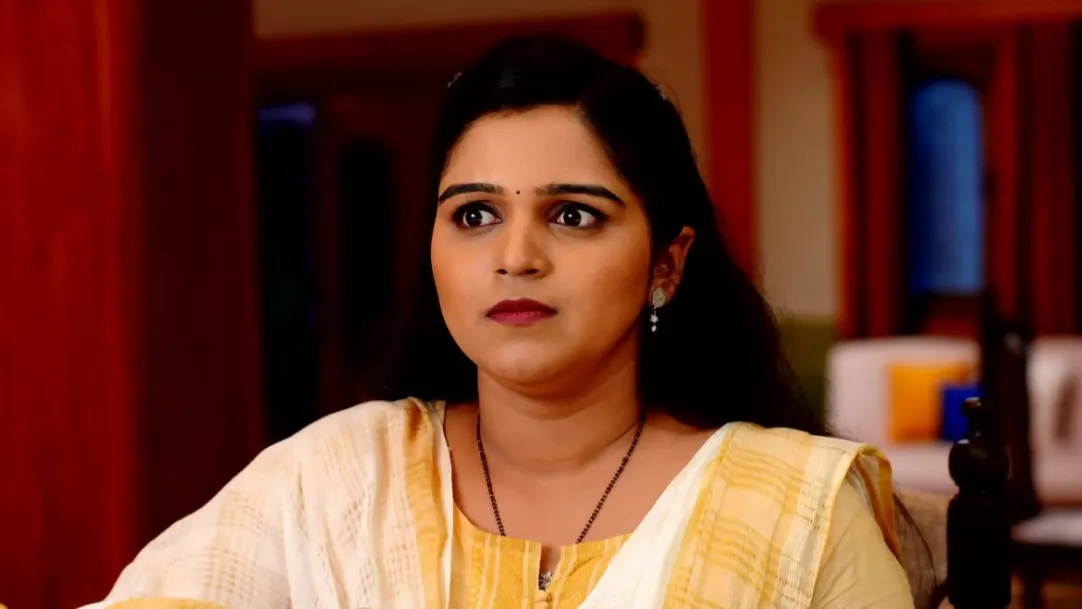 Sumitra Gets Shocked | Tujhya Majhya Sansarala Ani Kaay Hawa 