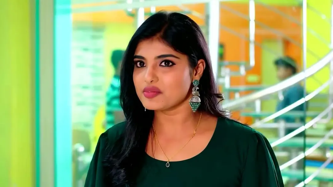 Malleswari to Work at Kailash's Office 19th April 2022 Webisode