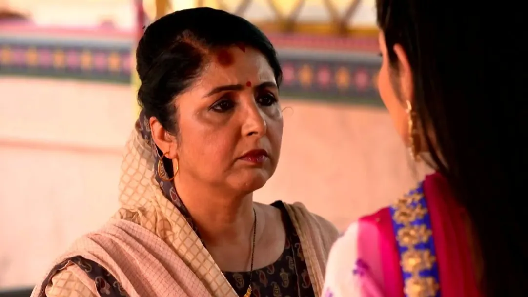 Asha Shares Her Qualms with Sanvi | Dheeyan Meriyan 