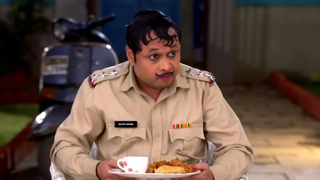 Happu Enjoys Eating Fritters | Happu Ki Ultan Paltan 