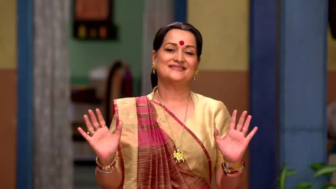 Amma Gives the Necklace to the Daughters-in-law | Happu Ki Ultan Paltan 