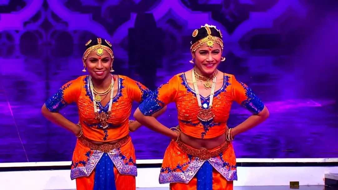 Anila and Shweta's Fantastic Performance 