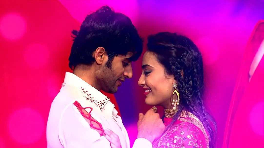 Scintillating Dance Performances by Celebrity Couples | Zee Rishtey Awards 2014 