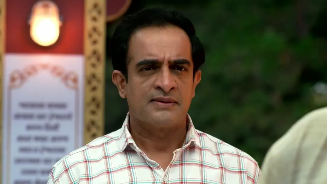 Veena Tries to Convince Urmi 23rd November 2022 Webisode