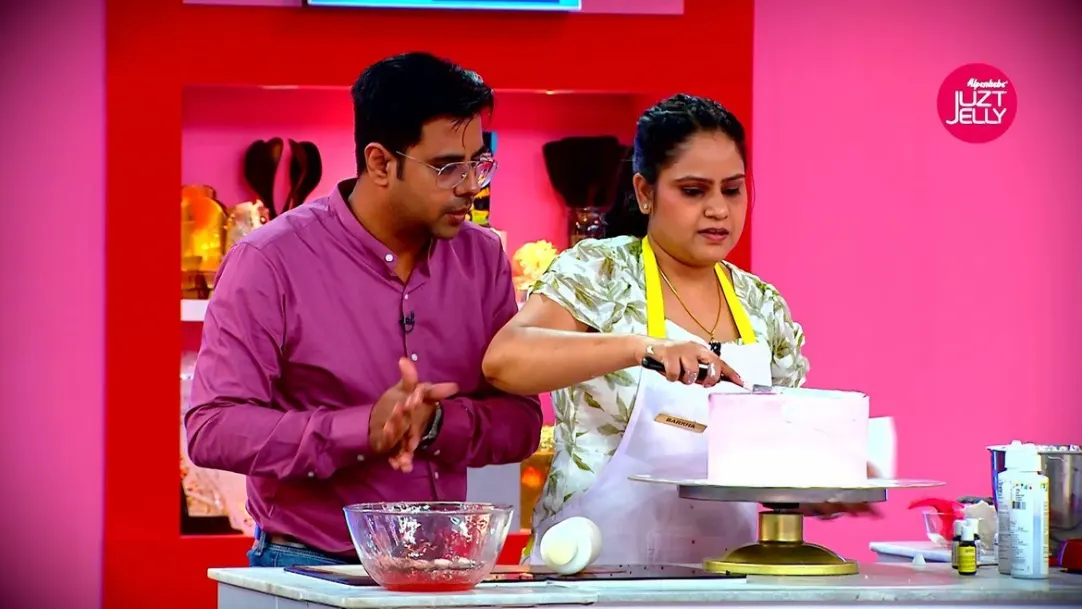 The Participants Bake Tempting Cakes | Alpenliebe Juzt Jelly Bakers' Studio - Season 2 | Promo