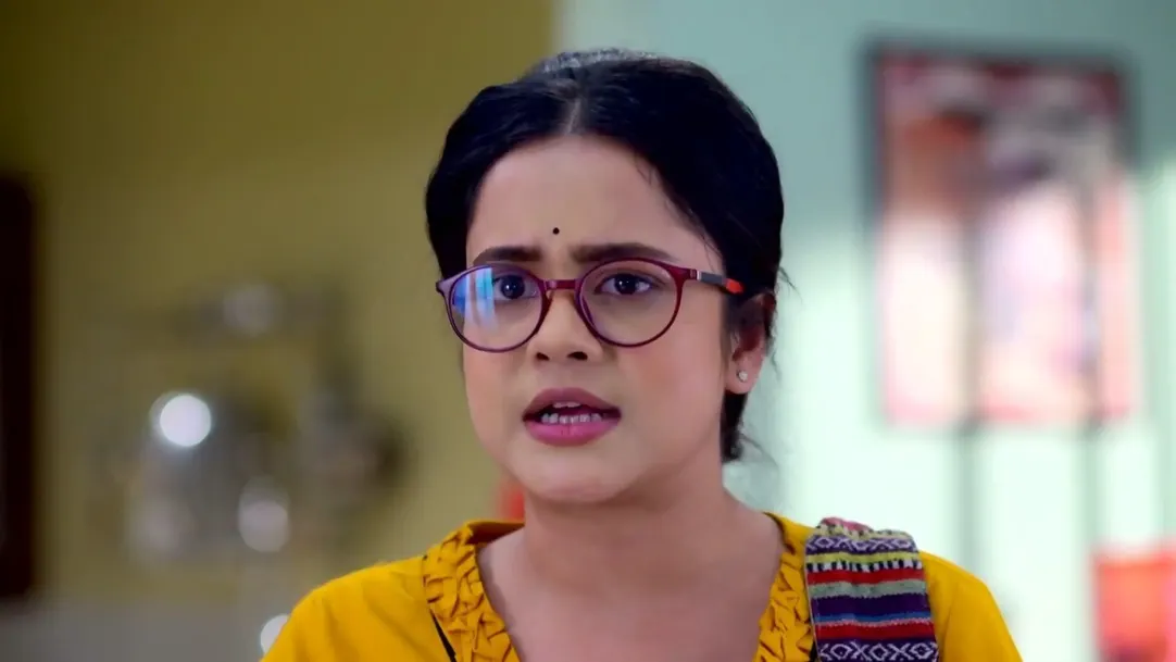 Titir Gears Up for Her Interview | Mon Ditey Chai 