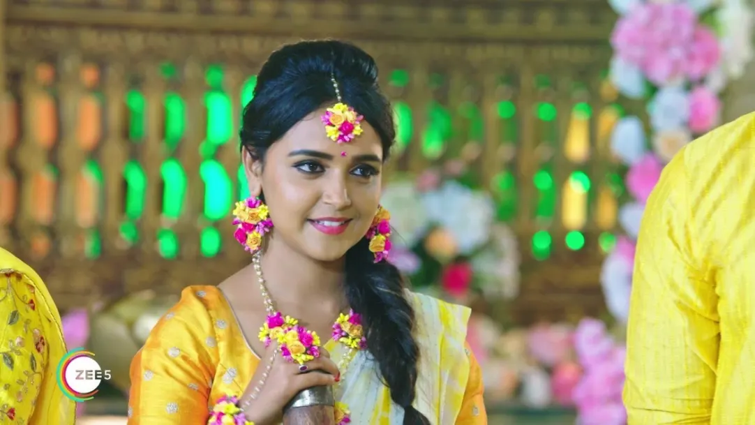 Parimala Receives Help | Gattimela | Promo