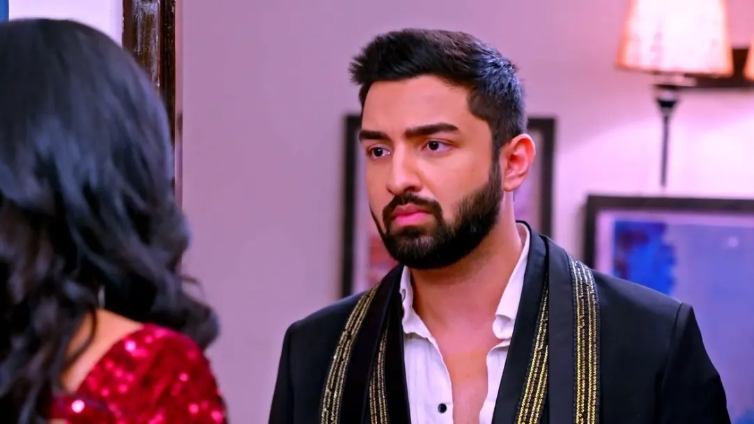 Lakshmi Stops Rishi from Entering Her Room | Bhagya Lakshmi 