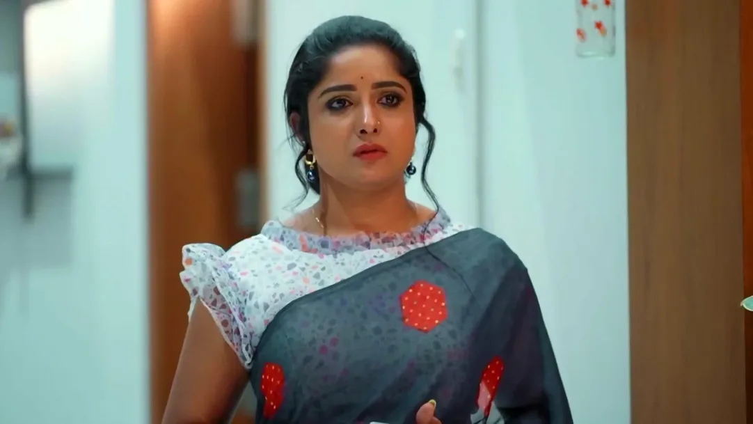 Swathi Tends to Sreedevi 6th March 2023 Webisode