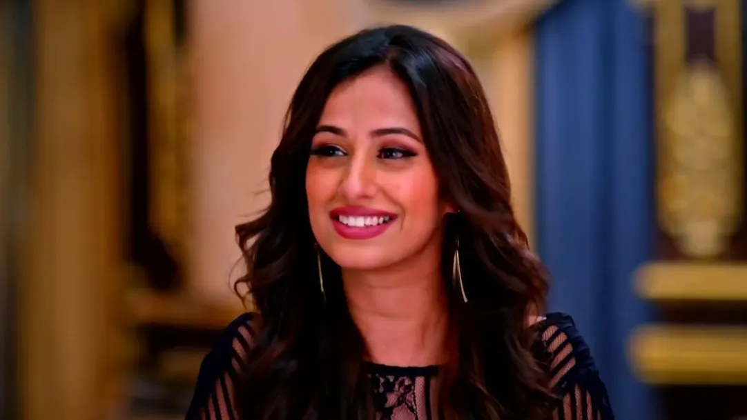Neelam Calls the Priest Home 21st March 2023 Webisode
