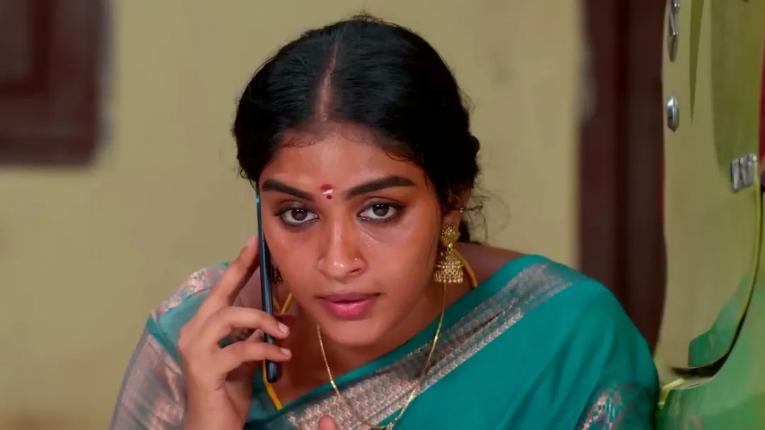 The Inspector Testifies Against Deepa | Karthigai Deepam 22nd March 2023 Webisode