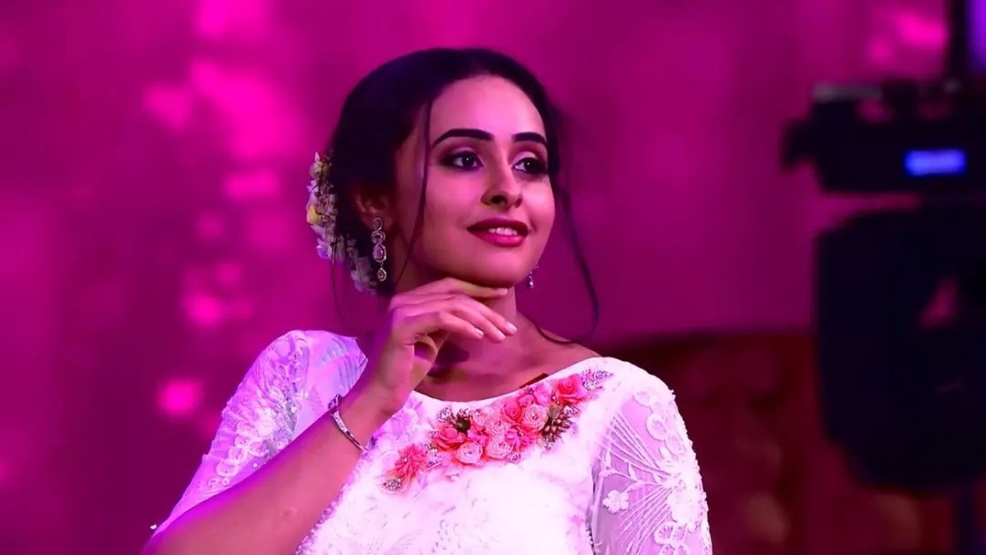 Kanthi and Sneha's Romantic Dance | Ugadi Vaibhava 