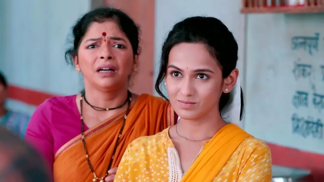 Asmi Lashes Out at Yamini and Gopinath | Lavangi Mirchi 