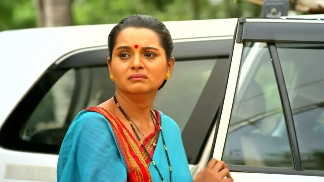 Ovi Recalls Her Times with Sandhya | Sara Kahi Tichyasathi 