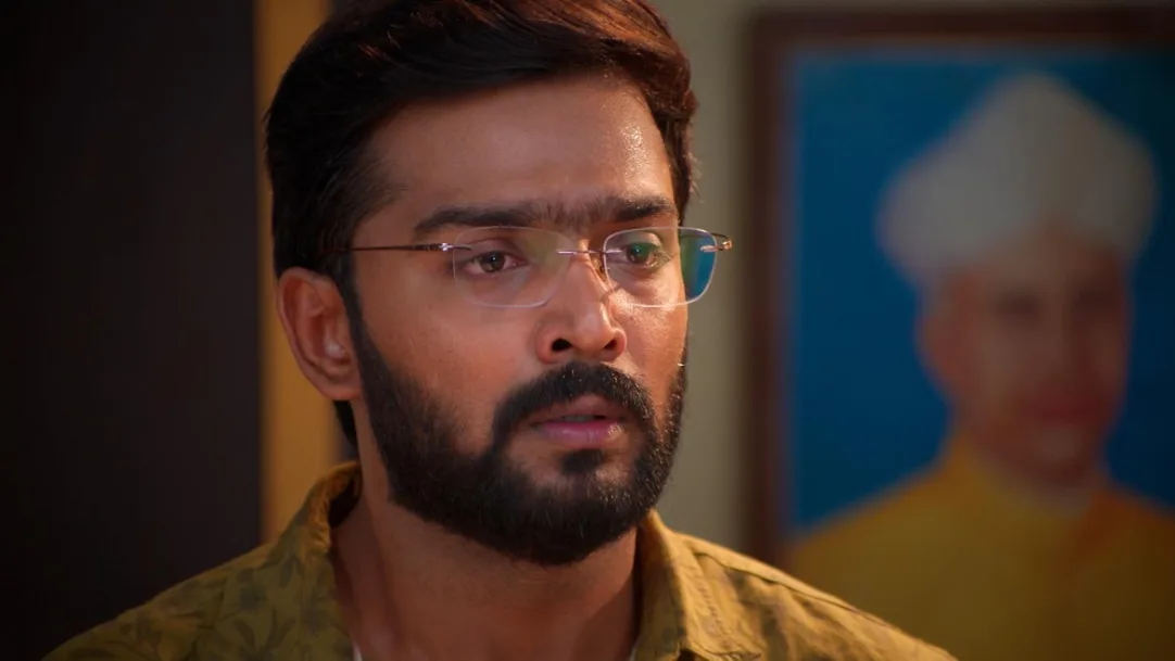 Watch Ninaithale Inikkum Latest Episodes Online Exclusively on ZEE5