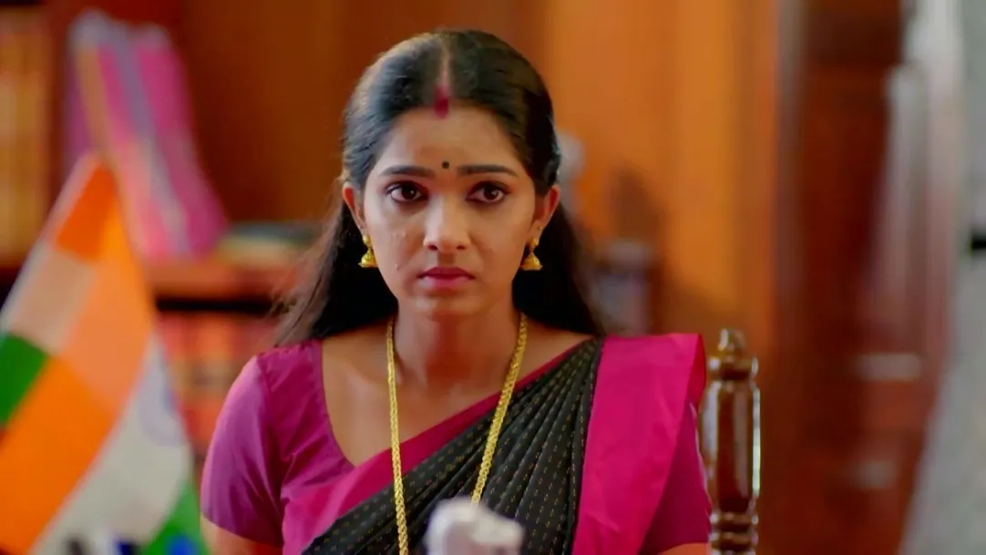 Sachi Speaks to the Lawyer | Mangalyam 