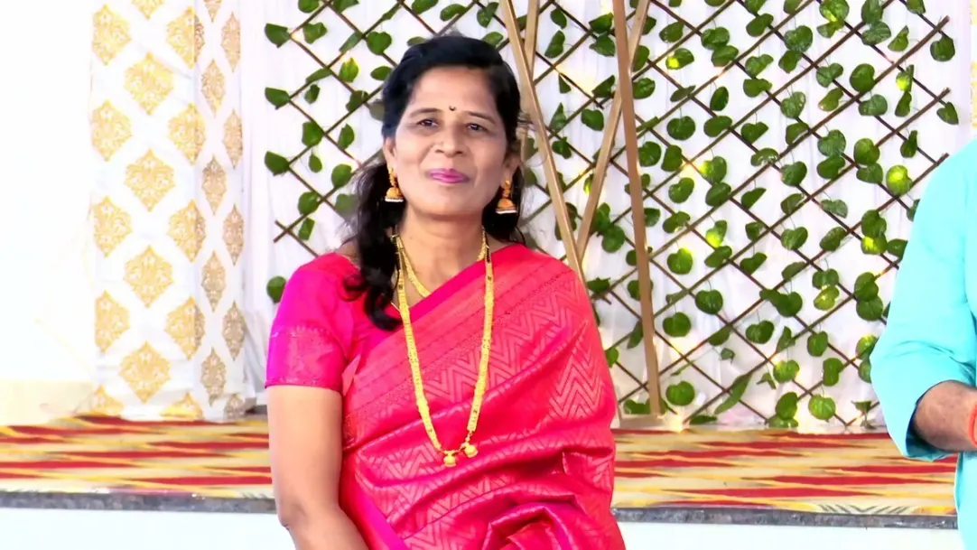 Preeti Wins the Paithani 
