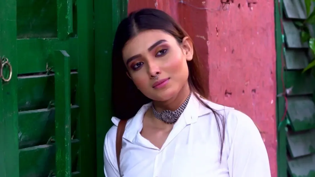 Neem Phooler Madhu TV Serial Online - Watch Tomorrow's Episode Before TV on ZEE5