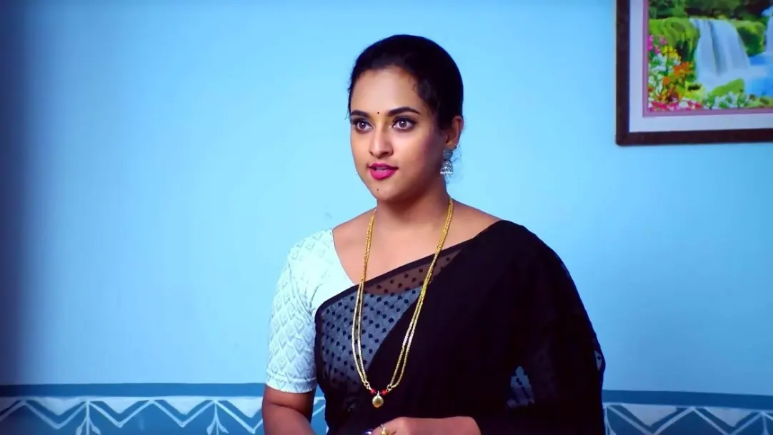 Divya Searches for a Job | Sathya 
