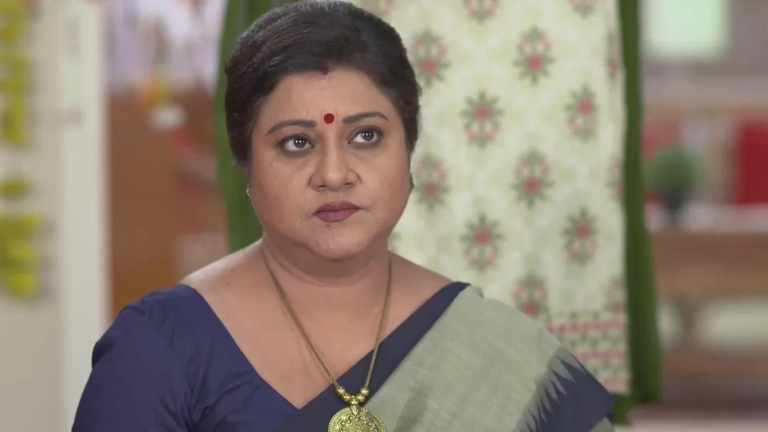 Madhu's Family Discuss a Ceremony | Madhura Sansara 