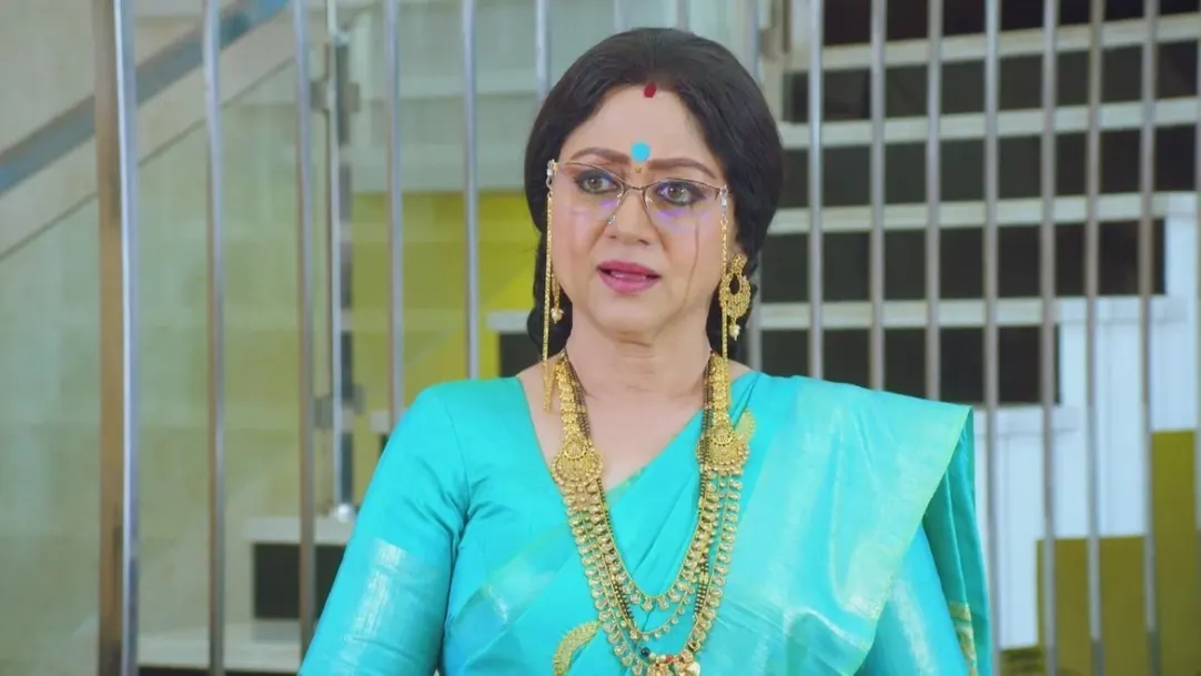 Paarvathi Plans to Cook for Lakshmi | Paaru 