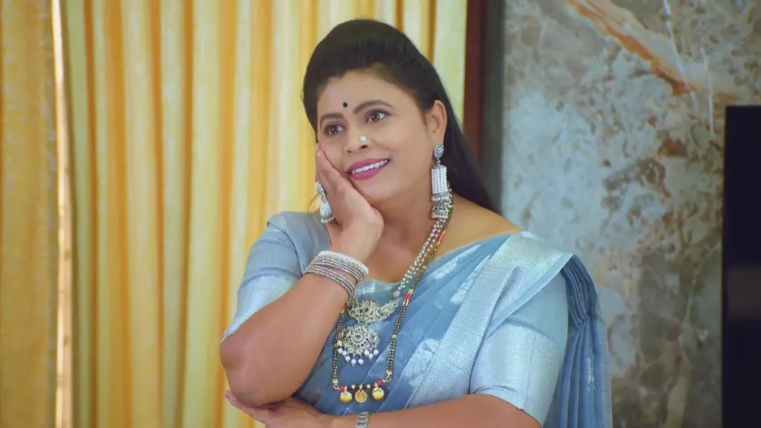 Paarvathi's New Look Surprises Her Family 13th March 2024 Webisode