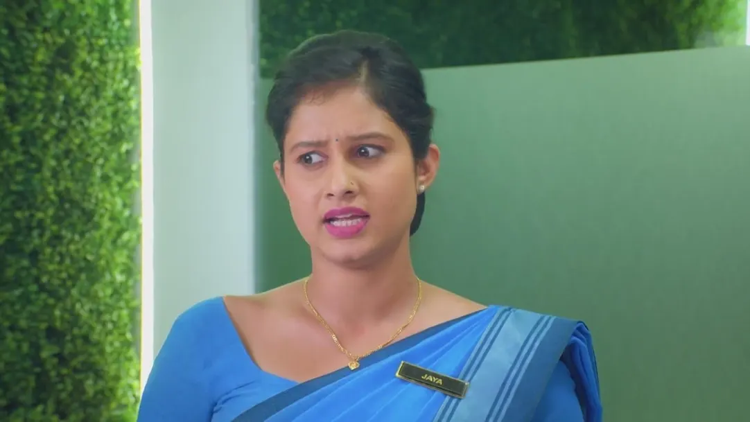 Janani Calls Paarvathi 15th March 2024 Webisode