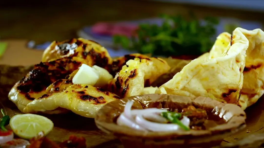 Delicious 'Amritsari Kulcha Chhole' | India's 50 Best Dishes 