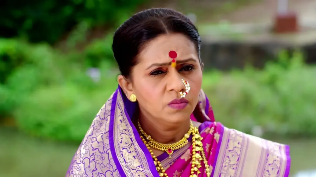 Raya Lashes Out at Krushna | Man Zhala Bajind 