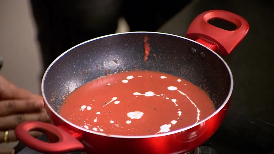 Mushroom, Carrot and Apple soup Recipe in Marathi 