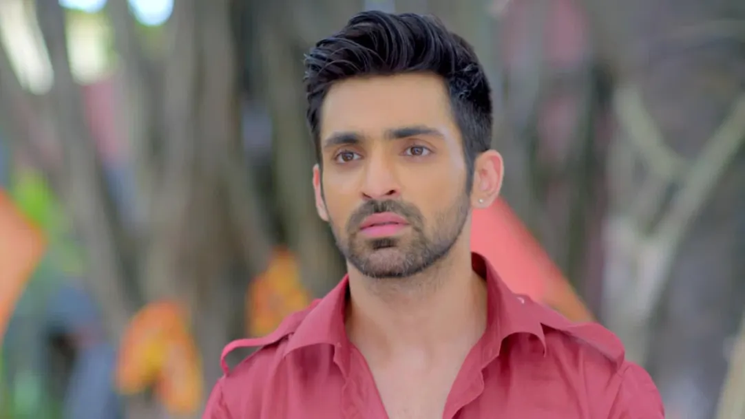 Amar Orders Meera To Choose Between Him and Vivaan - Kaleerein Highlights 