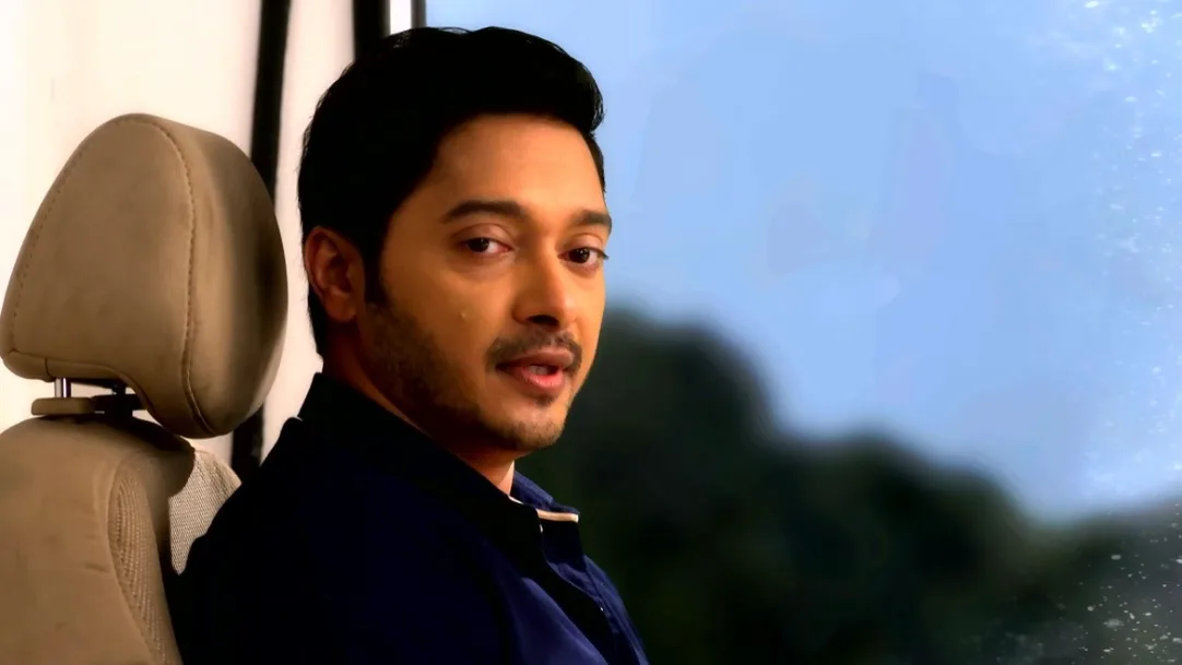 Yash Drops off Neha by Helicopter | Mazhi Tuzhi Reshimgaath 