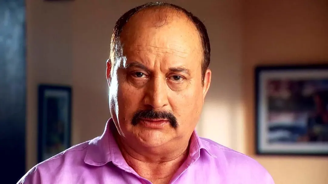 Shaurya Defends Urmi | Doli Armaanon Ki 