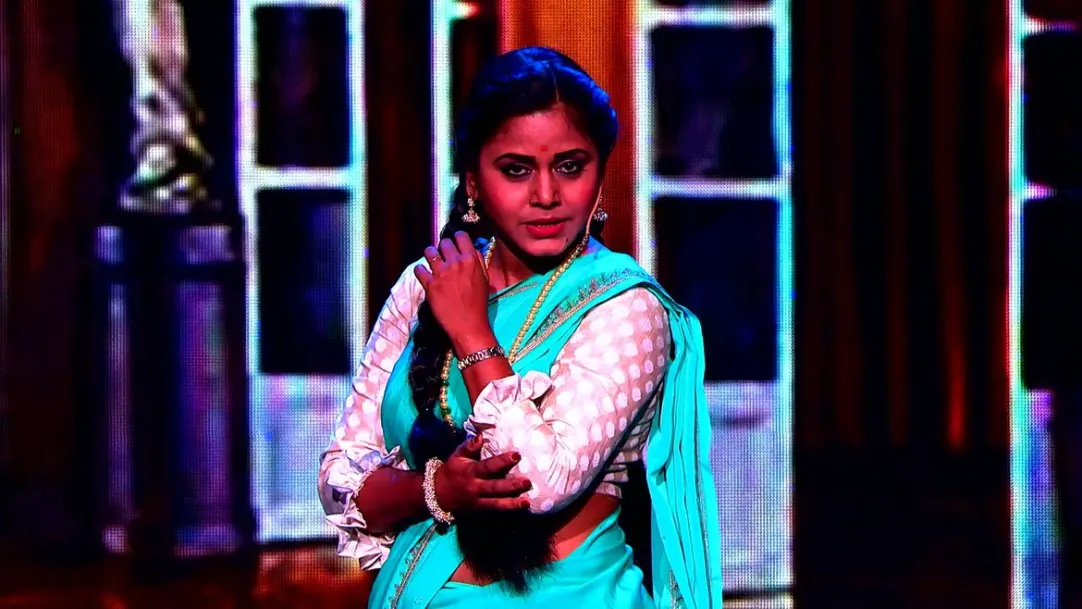 A Scene from the Play 'Ti Phulrani' | Zee Natya Gaurav Puraskar 2017 
