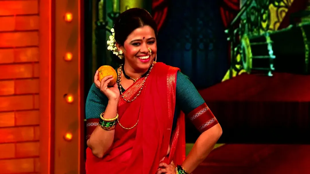 Shreya and Anita's Hilarious Comedy | Zee Natya Gaurav Puraskar 2017 