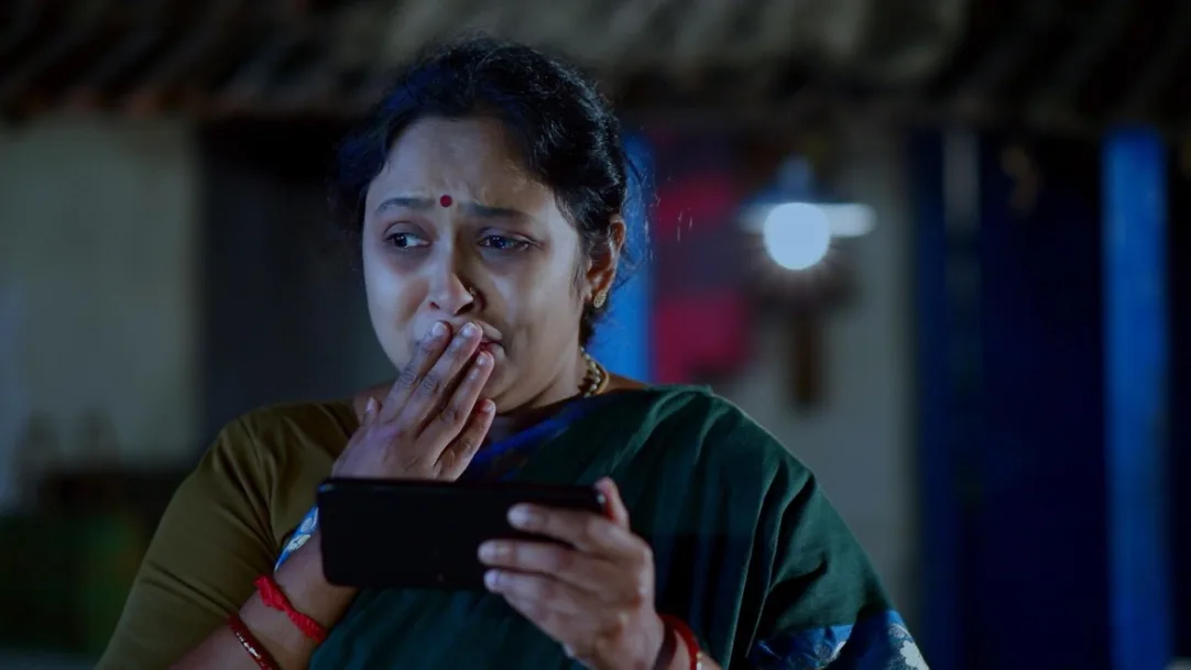 Gomathi Sees the Video Clip 24th April 2021 Webisode
