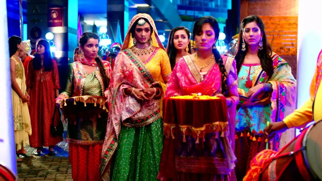 Balwinder Brings Marriage Procession | Bhagya Lakshmi 