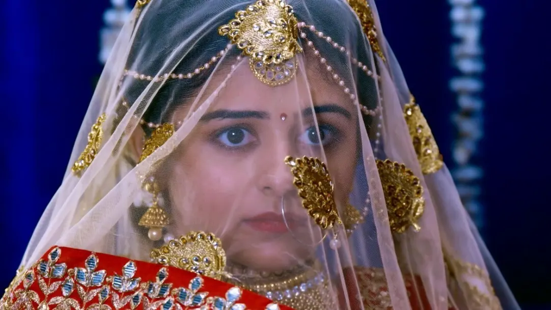 Devi and Adhiraj's Wedding Night | Jeet Gayi Toh Piya Morey 