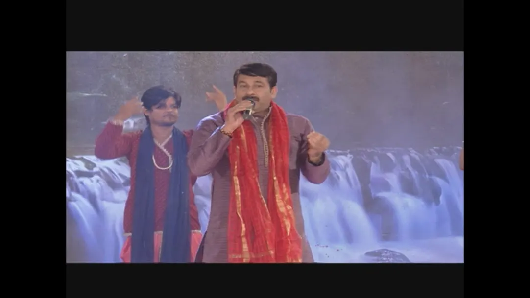 Manoj Tiwari’s melodious performance 