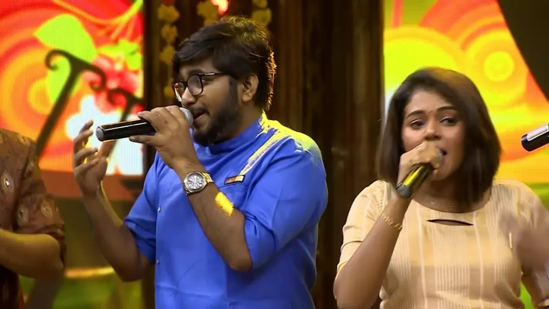 Siju sings the song 'Onapove' 